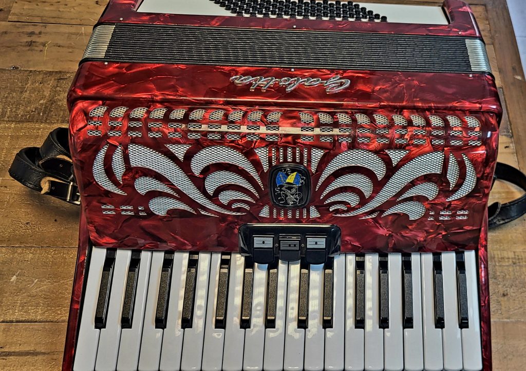 Galotta 72 bass accordion
